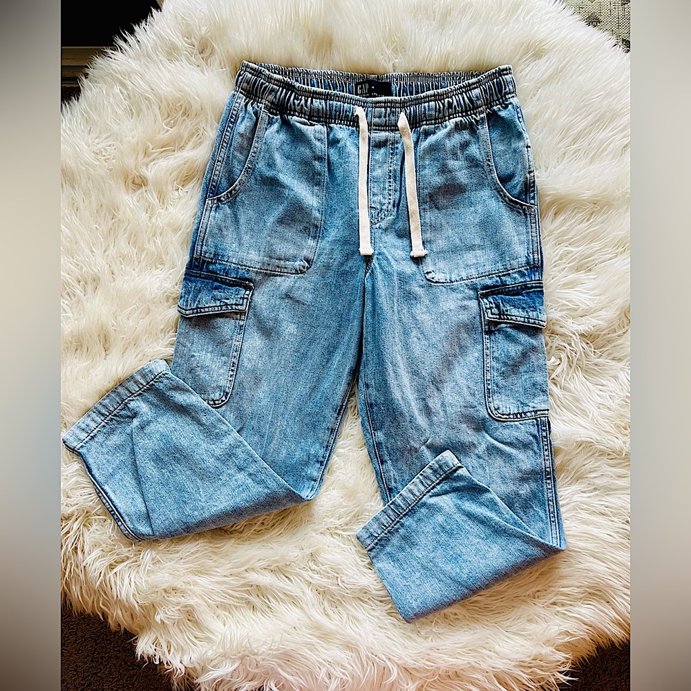NEW! GAP Denim Easy Cargo Joggers, Light Wash - M